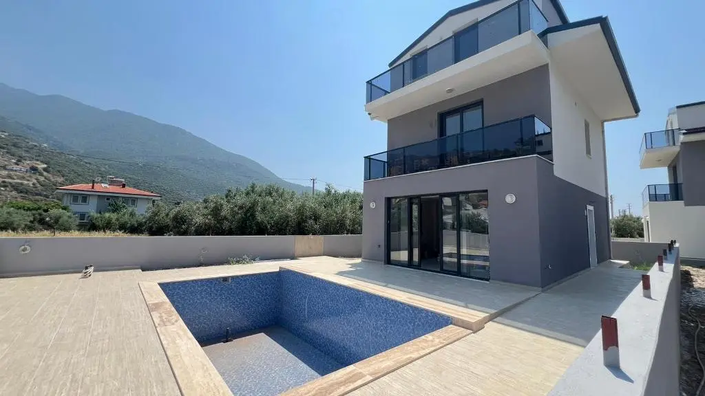 Villa in Karaculha
